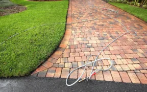 How to Properly Clean a Driveway 