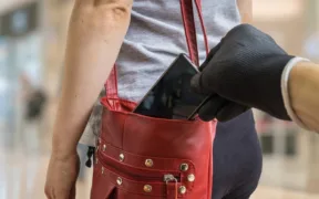 phone theft london
